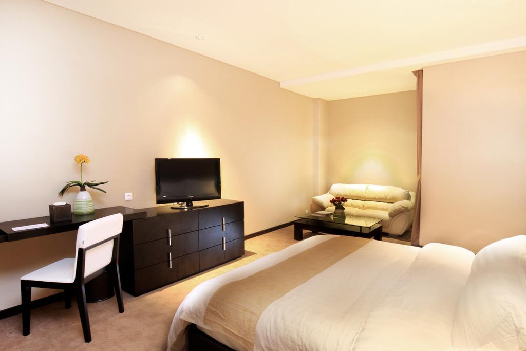 Grand Delta Hotell Medan Exteriör bild